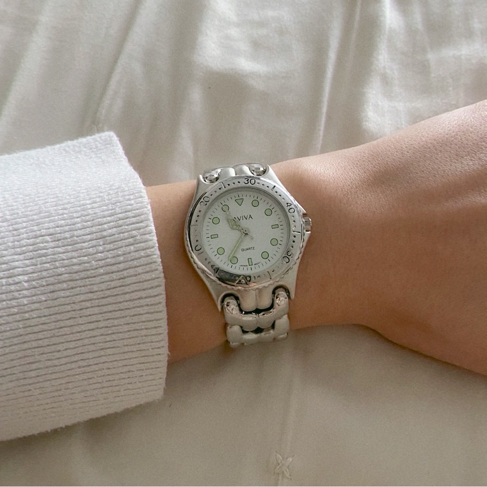 AVIVA Women’s Vintage Analogue Watch Stainless Steel 35mm